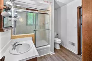 30421 Forest Dr, Burlington, WI 53105 - Photo 19