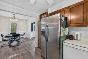 30421 Forest Dr, Burlington, WI 53105 - Photo 15