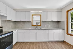 3716 S 19th St, Milwaukee, WI 53221 - Photo 11