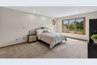10531 N Haddonstone Pl, Mequon, WI 53092 - Photo 19