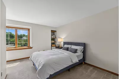 10531 N Haddonstone Pl, Mequon, WI 53092 - Photo 23