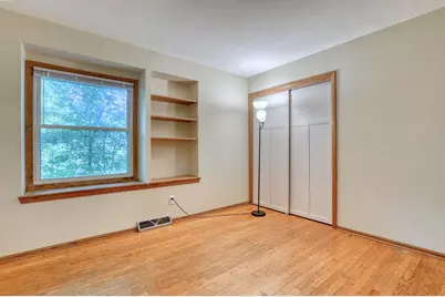 N52W21868  Virginia Ln, Menomonee Falls, WI 53051 - Photo 13
