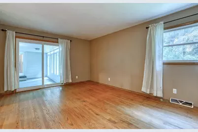 N52W21868  Virginia Ln, Menomonee Falls, WI 53051 - Photo 21