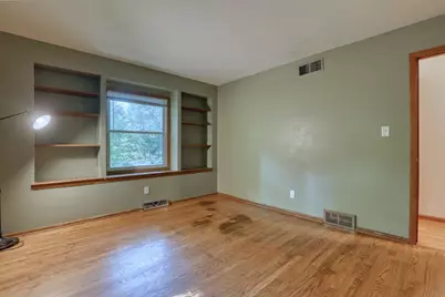 N52W21868  Virginia Ln, Menomonee Falls, WI 53051 - Photo 15