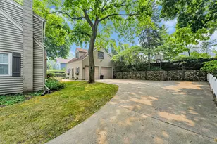 173 W Highland Ave, Burlington, WI 53105 - Photo 47