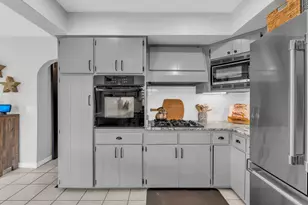 173 W Highland Ave, Burlington, WI 53105 - Photo 17