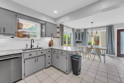 173 W Highland Ave, Burlington, WI 53105 - Photo 15