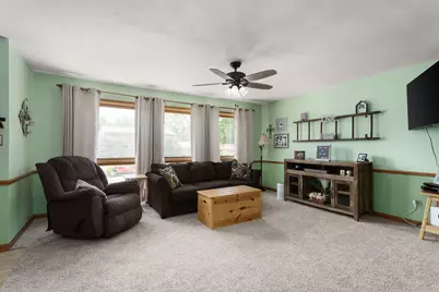 24  Park View Ln, Watertown, WI 53094 - Photo 11