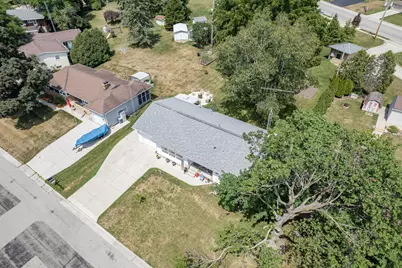 24  Park View Ln, Watertown, WI 53094 - Photo 9