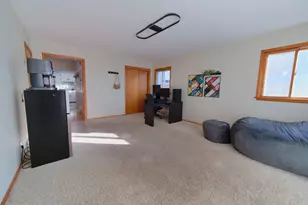 8189 N 54th St, Brown Deer, WI 53223 - Photo 25