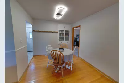 8189 N 54th St, Brown Deer, WI 53223 - Photo 7