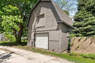 1823 N 7th St, Sheboygan, WI 53081 - Photo 25
