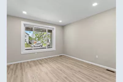 1823 N 7th St, Sheboygan, WI 53081 - Photo 7