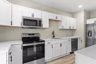 1823 N 7th St, Sheboygan, WI 53081 - Photo 11
