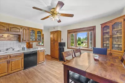 7710 S Logan Ave, Oak Creek, WI 53154 - Photo 7