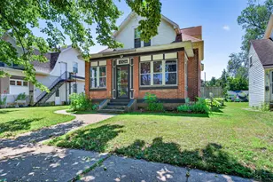 1326 Adams St, La Crosse, WI 54601 - Photo 3