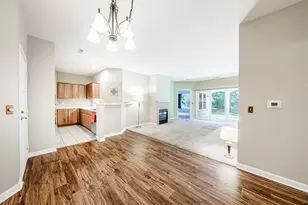 N113W16241 Sylvan Cir, Germantown, WI 53022 - Photo 15