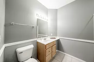 N113W16241 Sylvan Cir, Germantown, WI 53022 - Photo 19