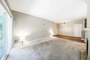 N113W16241 Sylvan Cir, Germantown, WI 53022 - Photo 5