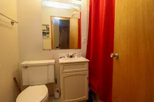 8410 W Villard Ave, Milwaukee, WI 53225 - Photo 9