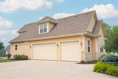 W197N5635  Powell Dr, Menomonee Falls, WI 53051 - Photo 37