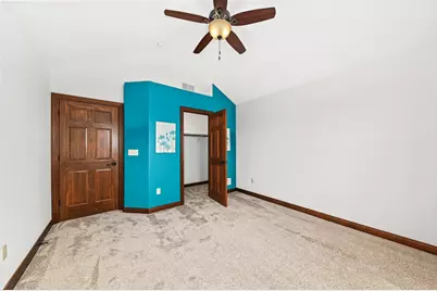 W197N5635  Powell Dr, Menomonee Falls, WI 53051 - Photo 25