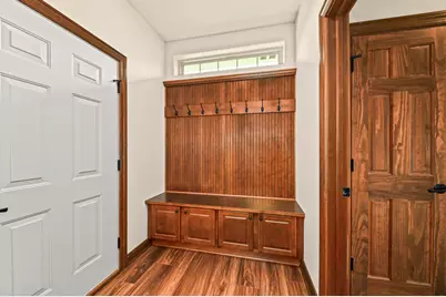 W197N5635  Powell Dr, Menomonee Falls, WI 53051 - Photo 31