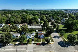 302 E Dodge St, Jefferson, WI 53549 - Photo 57