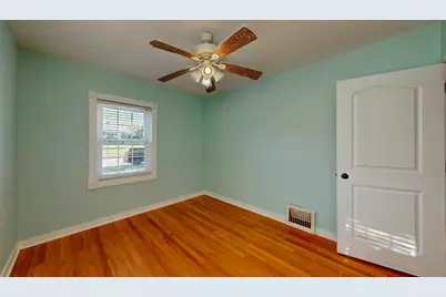 302 E Dodge St, Jefferson, WI 53549 - Photo 17