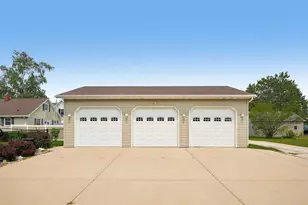 1212 6th St, Algoma, WI 54201 - Photo 25