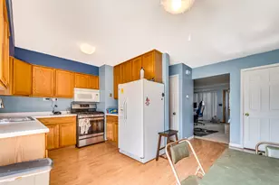 4106 W Cherrywood Ln, Brown Deer, WI 53209 - Photo 5