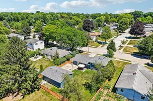 222 Millwood Ln, Waukesha, WI 53188 - Photo 59