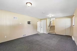 222 Millwood Ln, Waukesha, WI 53188 - Photo 25