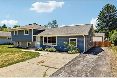 222  Millwood Ln, Waukesha, WI 53188 - Photo 49