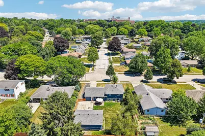 222  Millwood Ln, Waukesha, WI 53188 - Photo 55