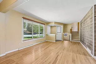 222 Millwood Ln, Waukesha, WI 53188 - Photo 11