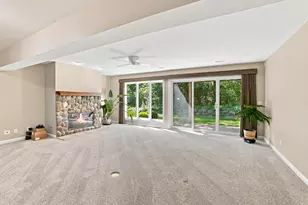 303 Parkview Ct, Hartland, WI 53029 - Photo 23