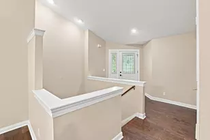 303 Parkview Ct, Hartland, WI 53029 - Photo 21