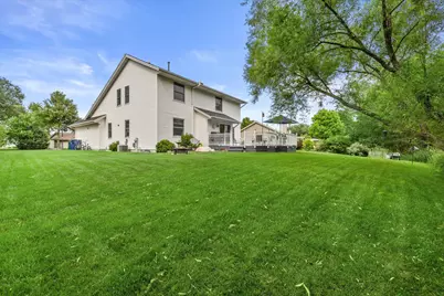905 E Twin Oaks Dr, Oak Creek, WI 53154 - Photo 37