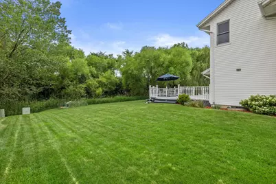 905 E Twin Oaks Dr, Oak Creek, WI 53154 - Photo 39
