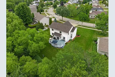 905 E Twin Oaks Dr, Oak Creek, WI 53154 - Photo 41