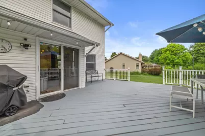 905 E Twin Oaks Dr, Oak Creek, WI 53154 - Photo 33