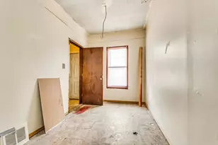 917 S 9th St, Milwaukee, WI 53204 - Photo 17