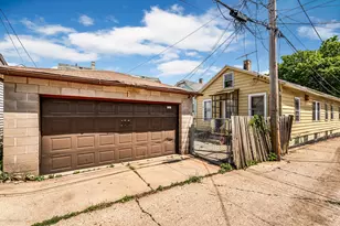 917 S 9th St, Milwaukee, WI 53204 - Photo 21