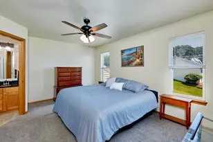 N166W21071 Parkway Dr, Jackson, WI 53037 - Photo 25