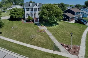 N166W21071 Parkway Dr, Jackson, WI 53037 - Photo 43