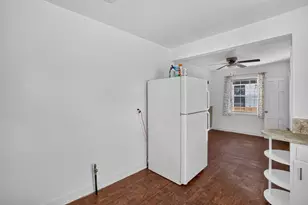 1525 Holmes Ave, Racine, WI 53405 - Photo 7