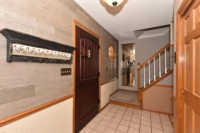 W163N10578  Ridgeview Ln, Germantown, WI 53022 - Photo 9