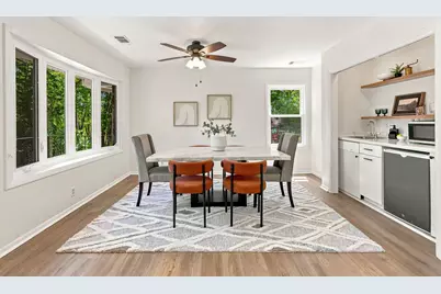 935 N 124th St, Elm Grove, WI 53122 - Photo 5