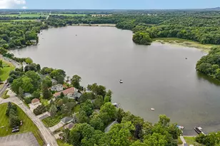 115 E Lake Ln, Richfield, WI 53017 - Photo 3